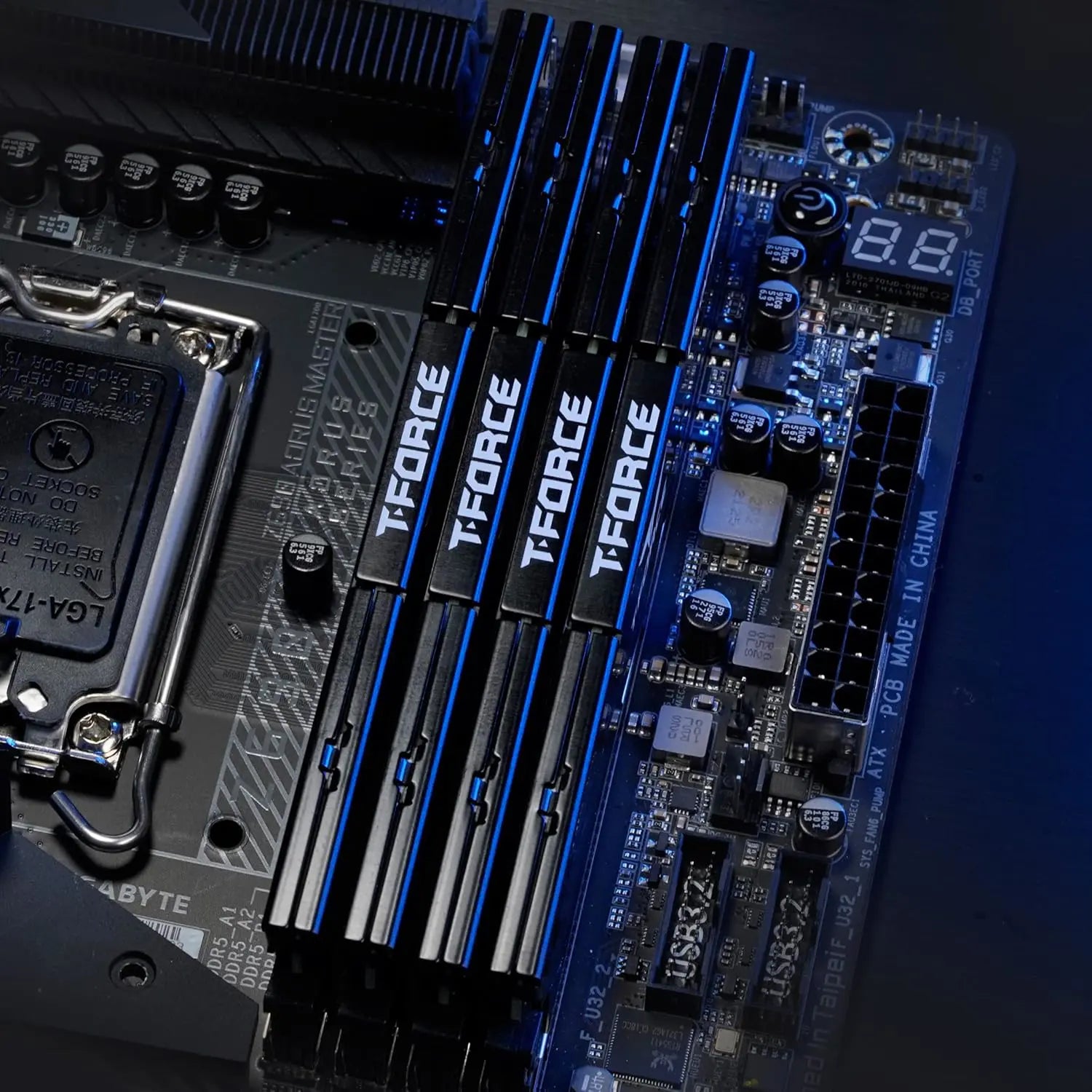 TeamGroup T-Force Vulcan 64GB (2x32GB) 6000MHz CL38 DDR5 Desktop Memory Ram - Black - PakByte Computers