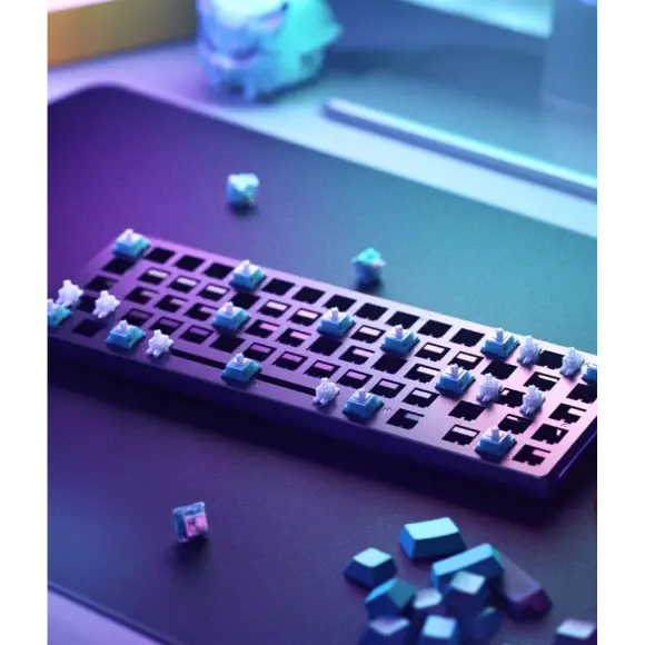 Glorious GMMK2 Modular Mechanical Keyboard - Full Size (96%) - Black - GLO-GMMK2-96-FOX-B - PakByte Computers 